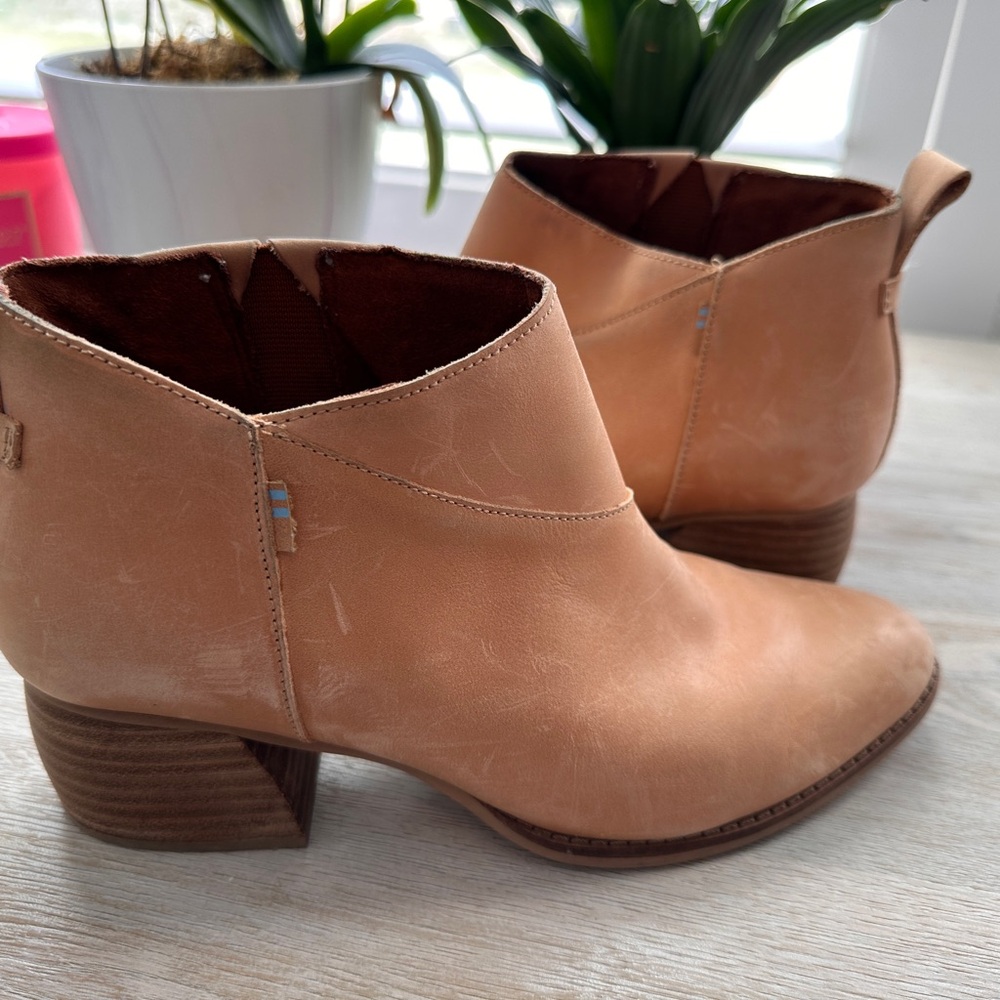 Toms Tan Leather Women’s Ankle Boots - Picture 2 of 4